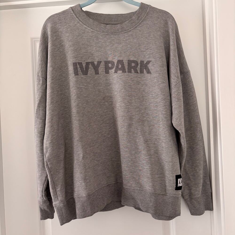 Ivy Park Gray  barcode Crewneck Sweatshirt Size XL EUC Athleisure Beyoncé